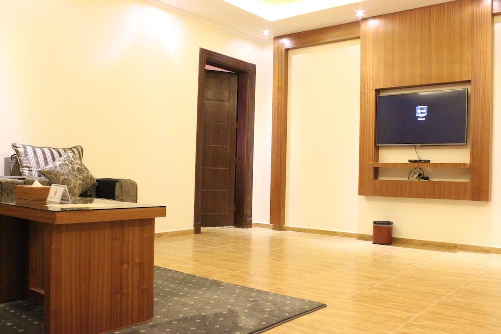 Hotel Sama