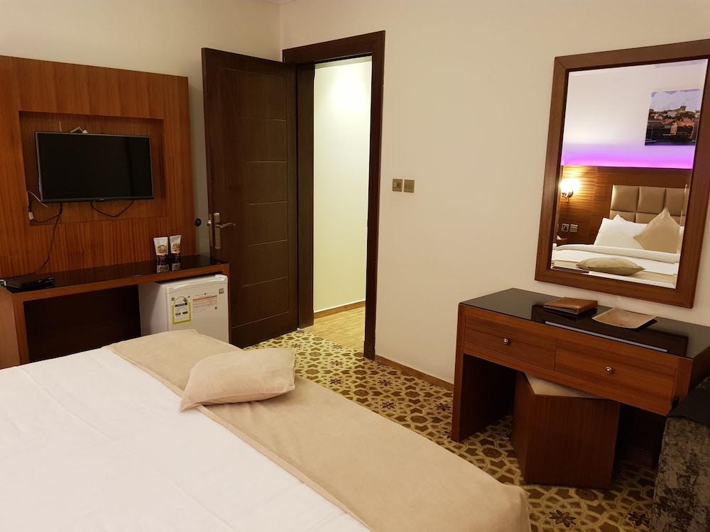 Sama Hotel 3*